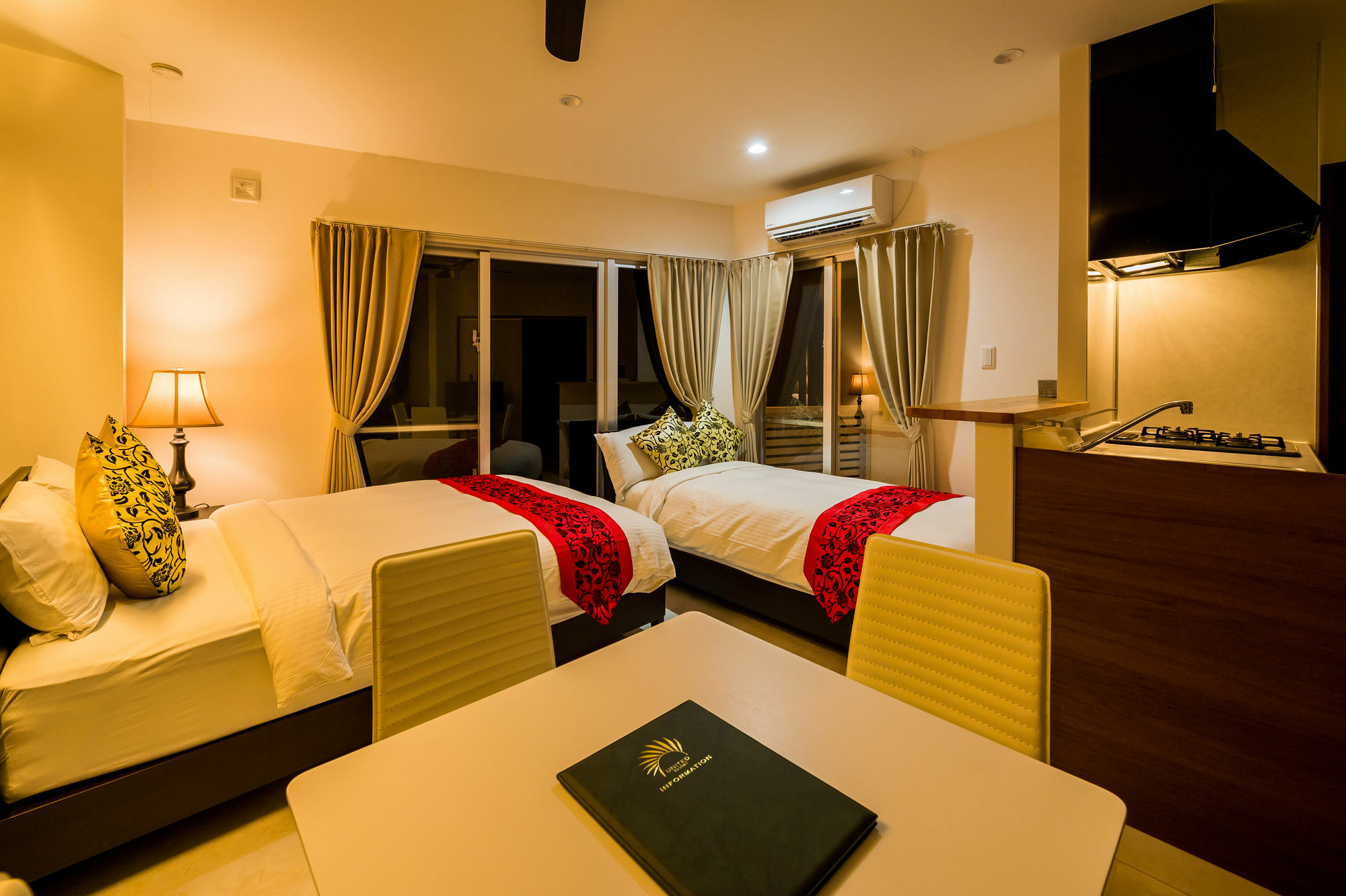 United Resort Ocean Front Onna Dış mekan fotoğraf